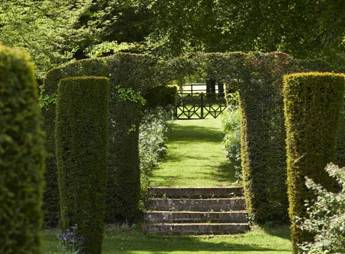 Join the team as the Head Gardener Cranborne Estate